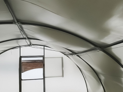 Polycarbonate in the greenhouse buckled under the snow